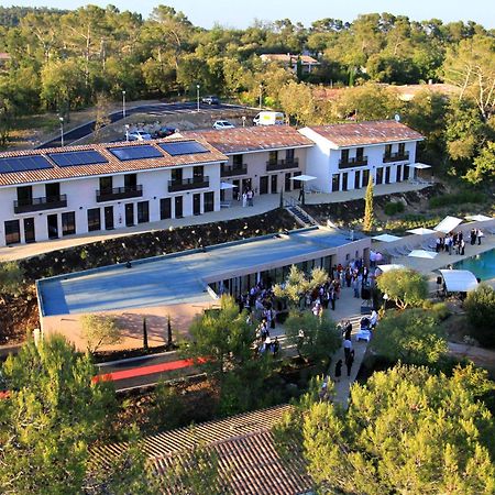Mercure Brignoles Golf De Barbaroux & Spa Exterior photo