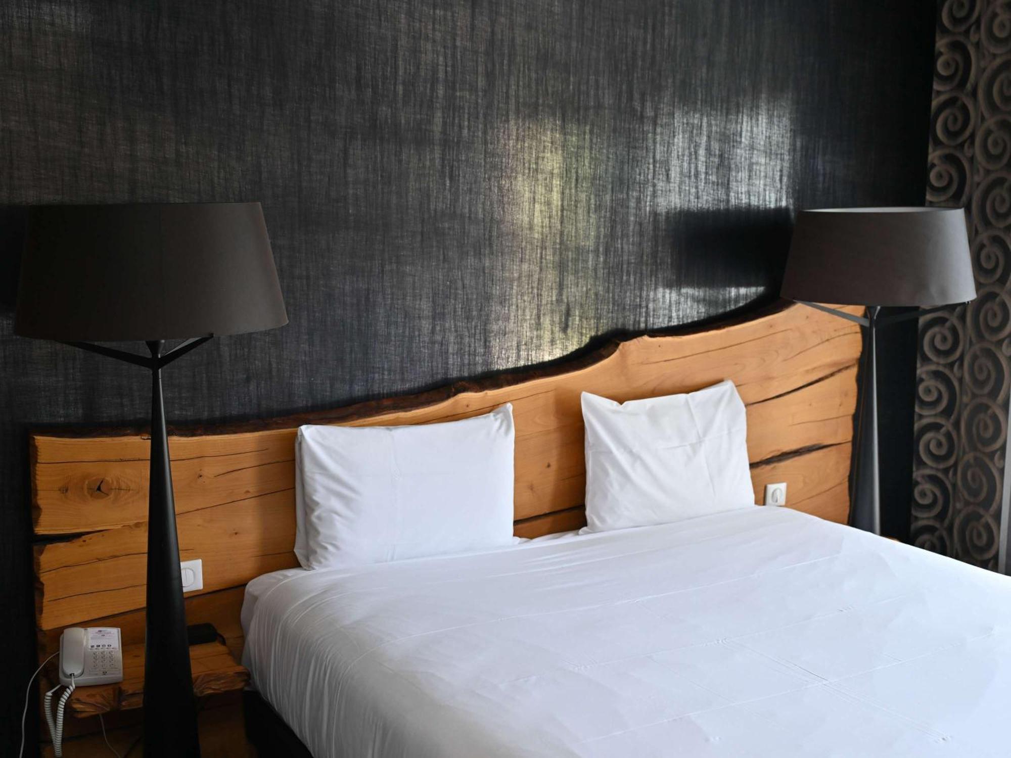 Mercure Brignoles Golf De Barbaroux & Spa Exterior photo